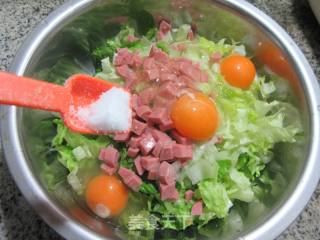 烤香肠鸡蛋炒生菜的做法步骤：5