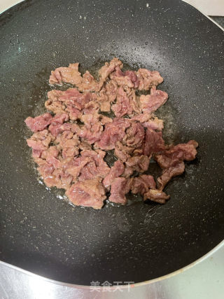 洋葱炒牛肉的做法步骤：7