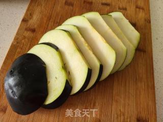 凉拌烙紫茄的做法步骤：2