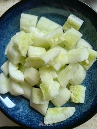 蒜泥黄瓜的做法步骤：3
