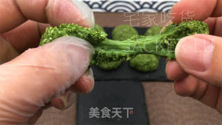 抹茶椰蓉奶球，抹茶香浓和椰蓉香甜，奶球口感柔滑，给予抹茶爱好者一个新的尝试。的做法步骤：15
