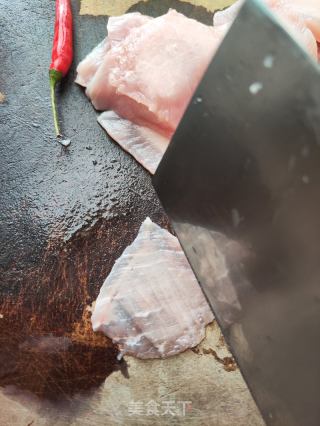 锤肉炒魔芋结的做法步骤：4