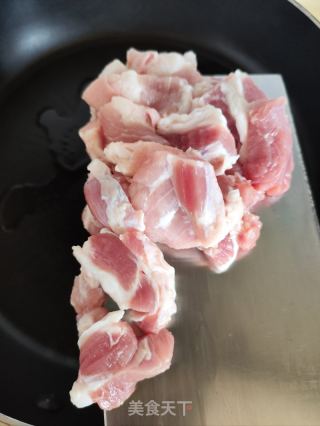 五花肉焖扁豆的做法步骤：3