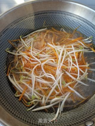 三色时蔬炒蛋的做法步骤：6