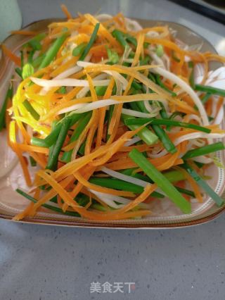三色时蔬炒蛋的做法步骤：9