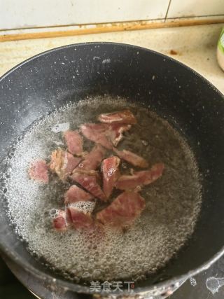 牛肉黄瓜汤的做法步骤：4