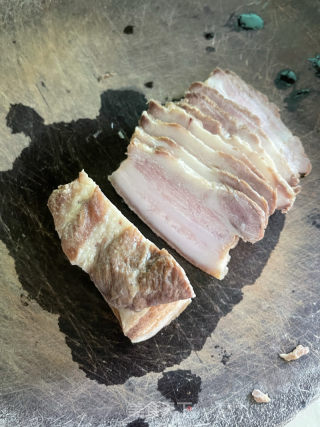 虎皮青椒扣肉的做法步骤：3