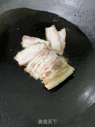 虎皮青椒扣肉的做法步骤：6