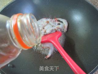 海白虾炒洋葱的做法步骤：4