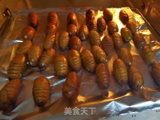 电烤蚕蛹的做法步骤：3
