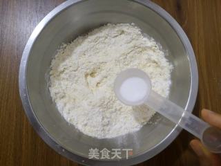 奶香荷花杂粮饼的做法步骤：4