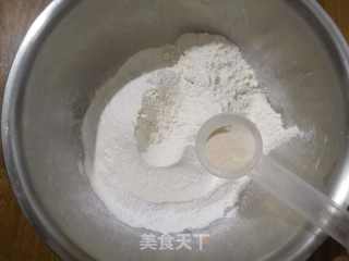 酵母版淡奶油葡萄干司康的做法步骤：4