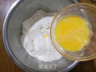 酵母版淡奶油葡萄干司康的做法步骤：6