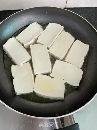 豆腐烧黄鱼的做法步骤：4