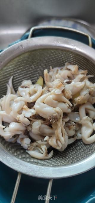 香辣蒜蓉鸟贝肉的做法步骤：5