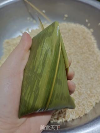 咸蛋黄肉粽的做法步骤：8
