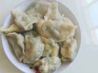 韭菜鸡蛋饺子的做法