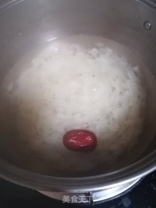 银耳红枣羹的做法步骤：3