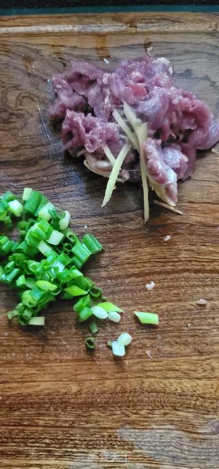 牛肉汤米粉的做法步骤：3