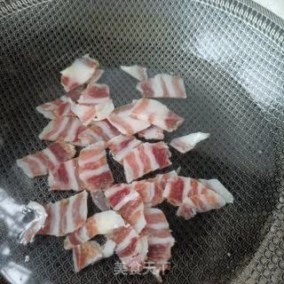 金华火腿炒绿豆芽的做法步骤：4