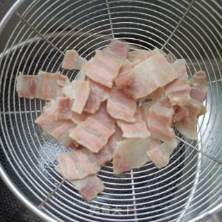 金华火腿炒绿豆芽的做法步骤：6