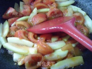 番茄炒西瓜皮的做法步骤：12