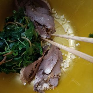 猪心拌马齿苋的做法步骤：8