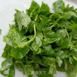鸭跖草肉丸汤的做法步骤：2