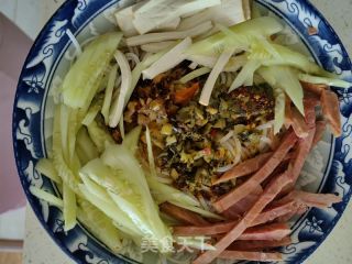 牛肉杂蔬拌粉的做法步骤：10