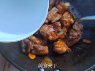 美味也可以很简单——红烧猪蹄的做法步骤：8
