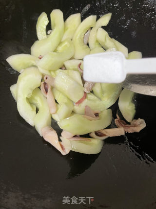 干鱿鱼黄瓜汤的做法步骤：8