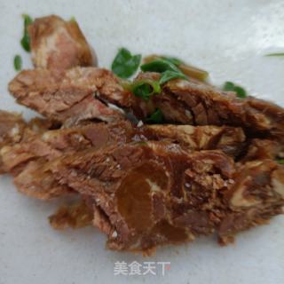 酱牛肉拌马齿苋的做法步骤：6