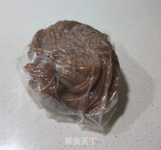 自制冷面的做法步骤：1