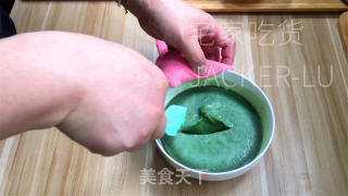 抹茶软酪大福，结合了抹茶清香和软酪丝滑质感，带来独特的风味享受。的做法步骤：8
