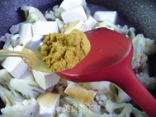 咖喱花菜豆腐的做法步骤：8
