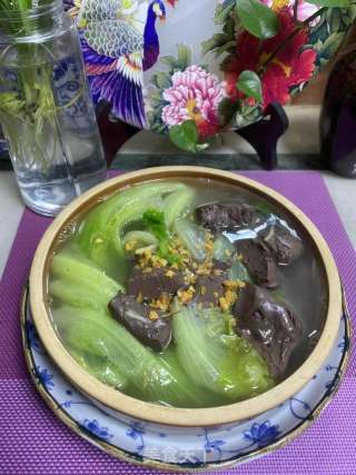 鸭血生菜汤的做法步骤：6