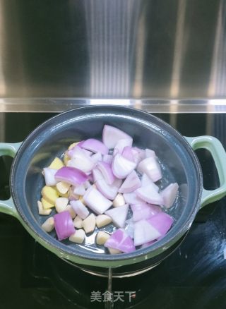 干锅黄花鱼的做法步骤：4