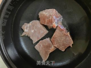 小米椒拌牛肉的做法步骤：2
