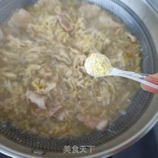 回锅肉炖酸菜的做法步骤：11