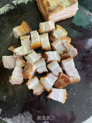 五花肉烧黄豆的做法步骤：4