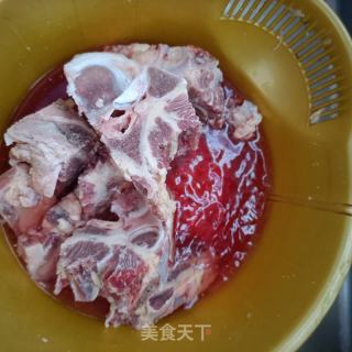 清炖牛蝎子的做法步骤：1