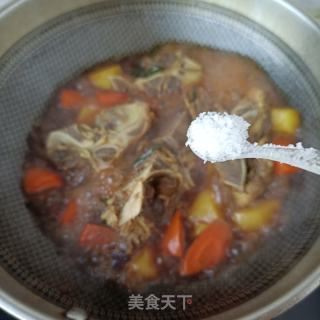 胡萝卜土豆烧牛蝎子的做法步骤：9