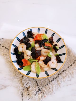 美味减脂多巴胺美食～莴笋炒虾仁的做法步骤：11