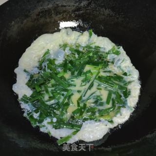 韭菜炒鸡蛋的做法步骤：9