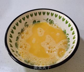 鲜虾鸡蛋羹的做法步骤：1