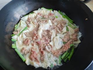 油豆皮豇豆肉片汤的做法步骤：7
