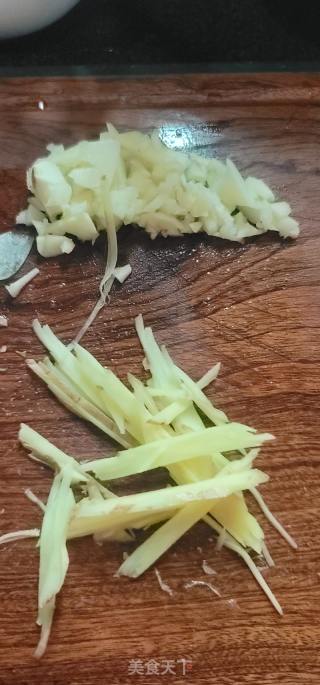 牛肉炒苦瓜的做法步骤：4