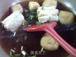 油豆腐肉面结粉丝汤的做法步骤：6