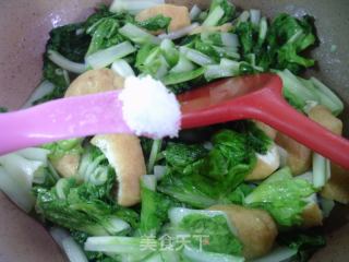 油豆腐炒毛毛菜的做法步骤：9