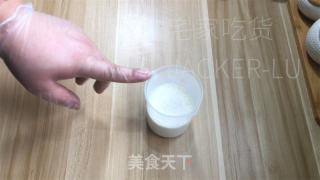 切达芝士吐司，香脆外皮和柔软内层、交织奶香芝士、香浓诱人，令人无法抗拒。的做法步骤：1